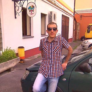 AdorHUN
